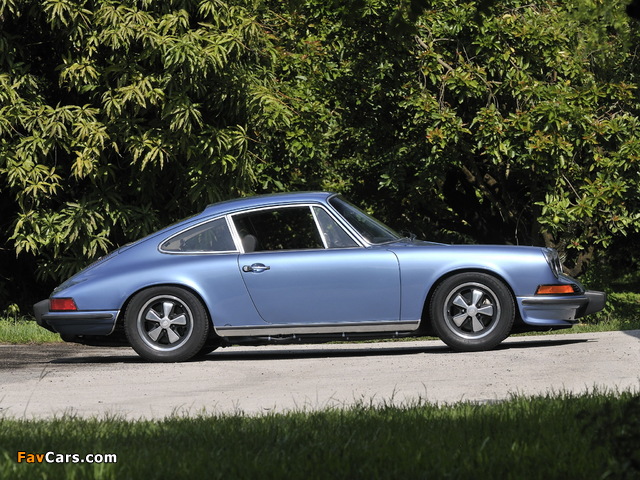 Photos of Porsche 911 S 2.4 Coupe (911) 1972–73 (640 x 480)