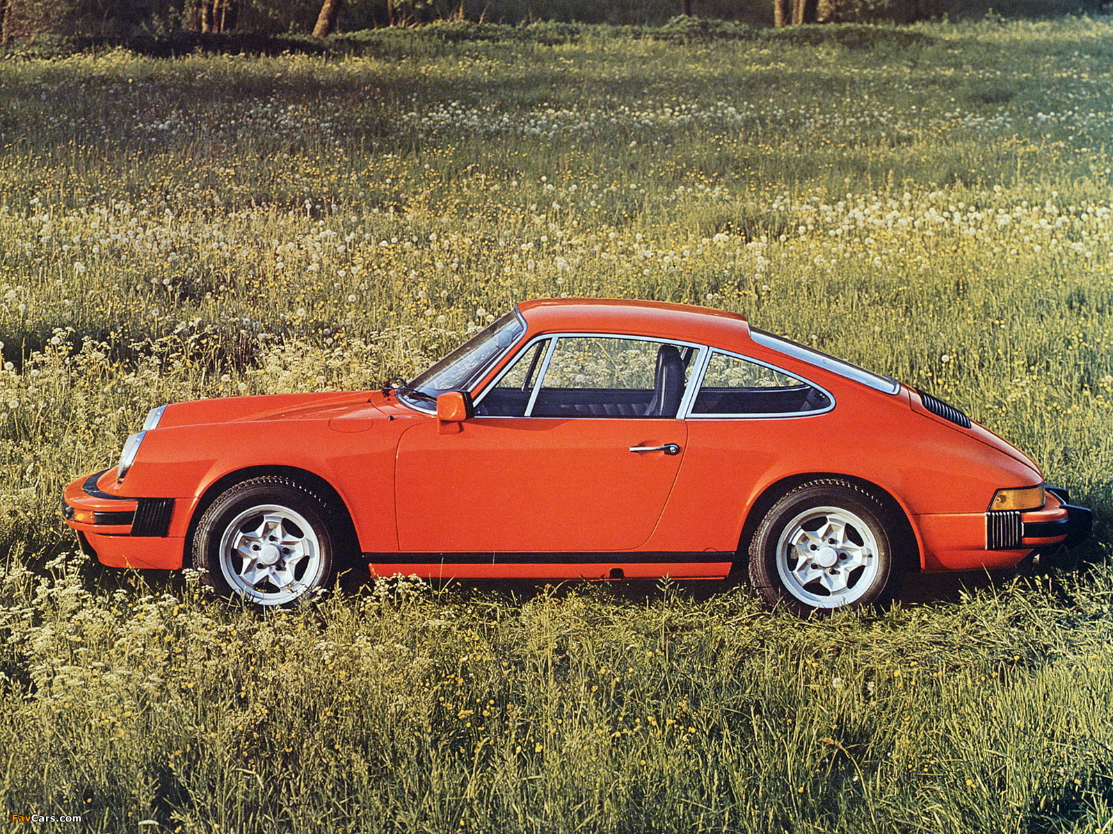 Photos of Porsche 911 2.7 (911) 1973–77 (1600 x 1200)
