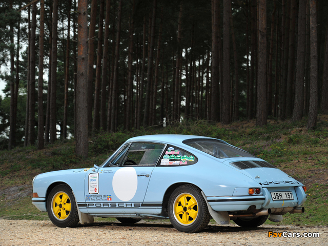 Photos of Porsche 911 SWB FIA Rally Car (901) 1996 (640 x 480)