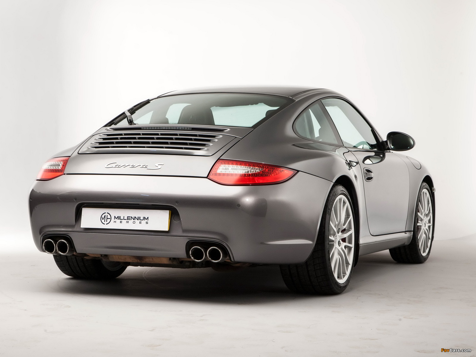 Photos of Porsche 911 Carrera S Coupe UK-spec (997) 2008–11 (1600 x 1200)