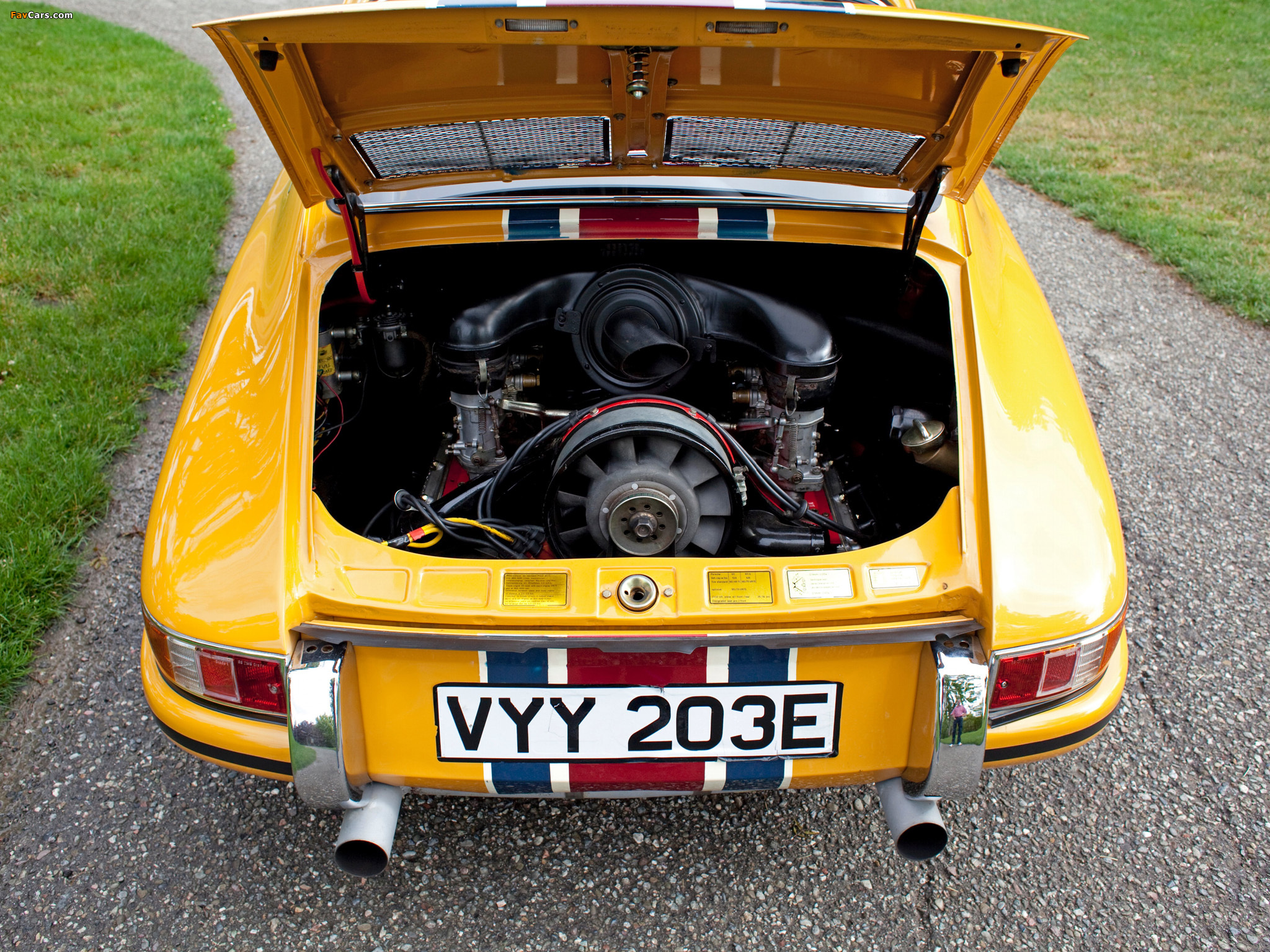 Pictures of Porsche 911 S GT Competition Coupe (901) 1966 (2048 x 1536)