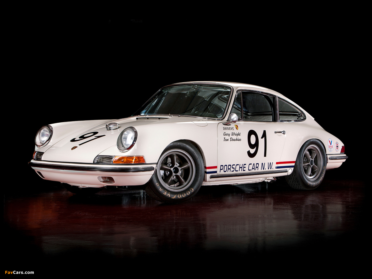 Pictures of Porsche 911 S Sport Kit II (901) 1967 (1280 x 960)