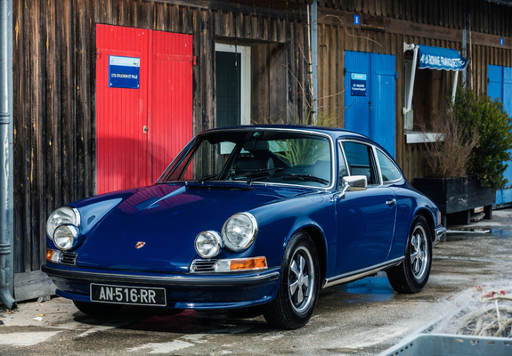 Pictures of Porsche 911 S 2.4 Coupe (911) 1971–73