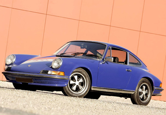Pictures of Porsche 911 T 2.4 Coupe (911) 1972–73