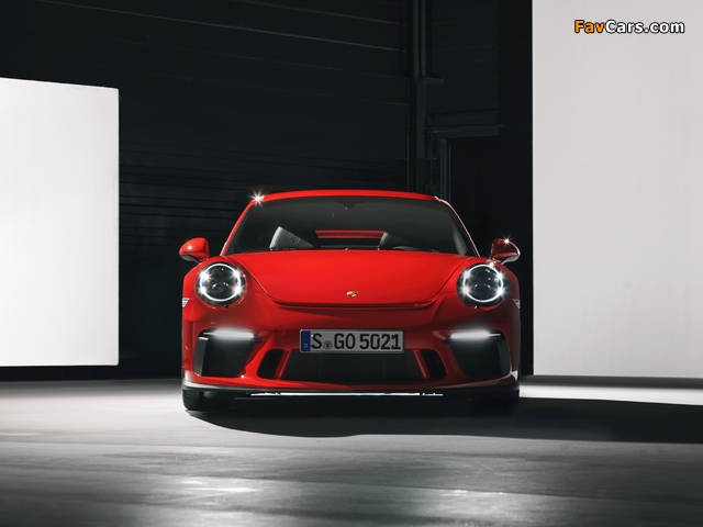 Pictures of Porsche 911 GT3 (991) 2017 (640 x 480)