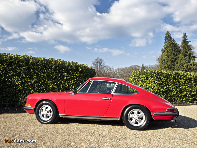 Porsche 911 T 2.2 Coupe US-spec (911) 1970–71 photos (640 x 480)