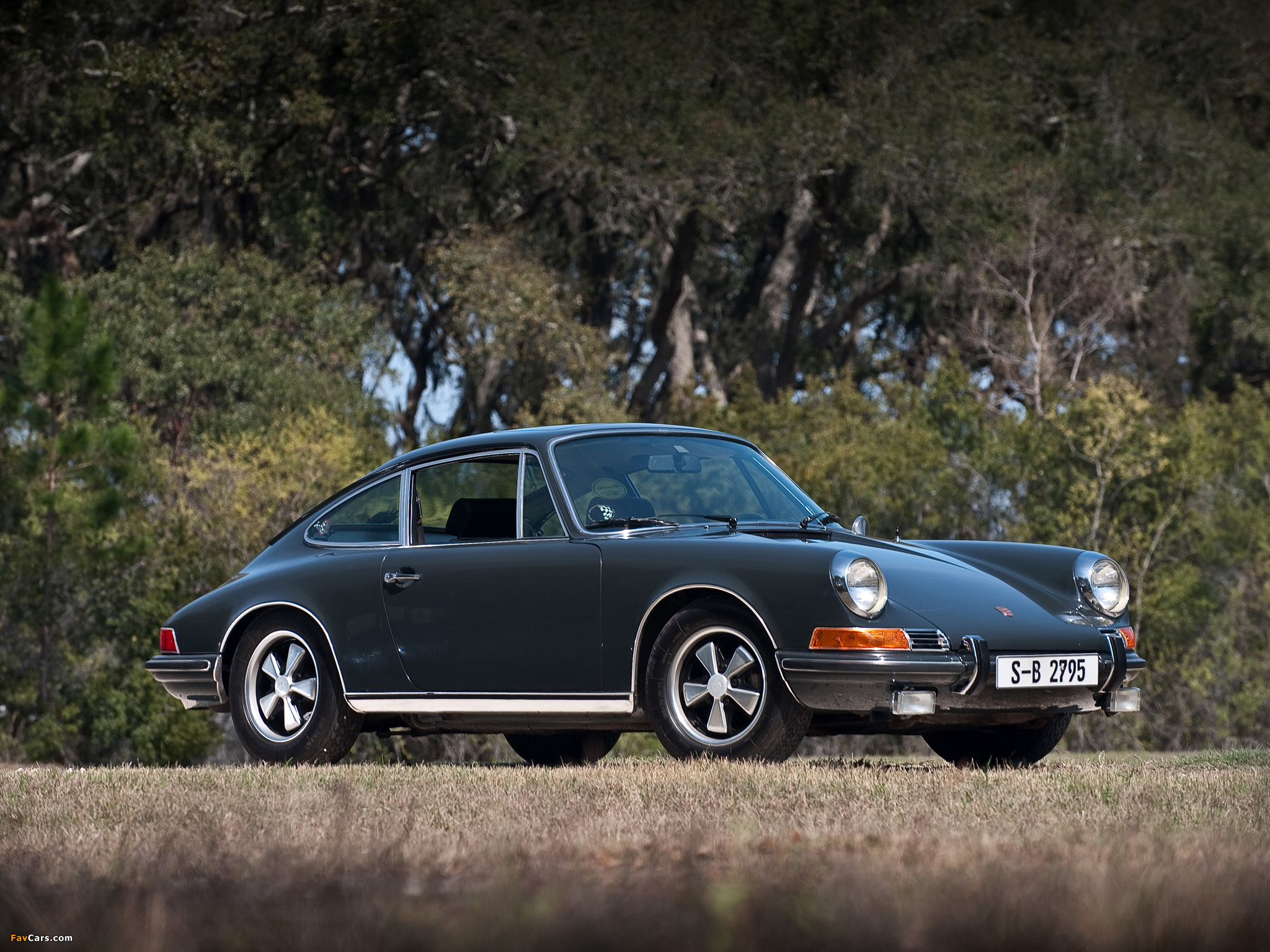 Porsche 911 S 2.2 Coupe US-spec (911) 1970–71 photos (2048 x 1536)