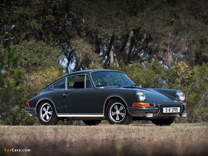 Porsche 911 S 2.2 Coupe US-spec (911) 1970–71 photos (800 x 600)