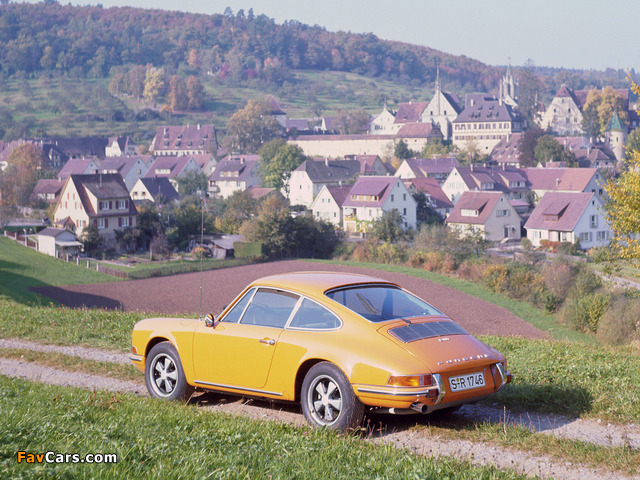 Porsche 911 T 2.2 Coupe (911) 1970–71 pictures (640 x 480)