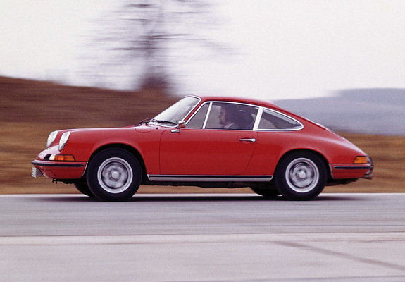 Porsche 911 T 2.4 Coupe (911) 1972–73 pictures