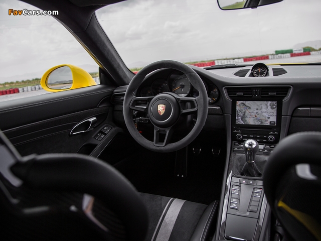 Porsche 911 GT3 (991) 2017 images (640 x 480)