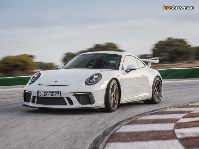 Porsche 911 GT3 (991) 2017 pictures (640 x 480)