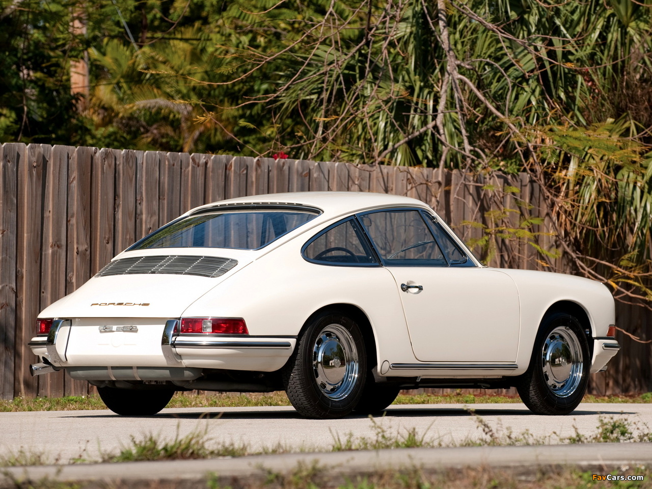 Porsche 911 2.0 Coupe US-spec (901) 1965–67 wallpapers (1280 x 960)