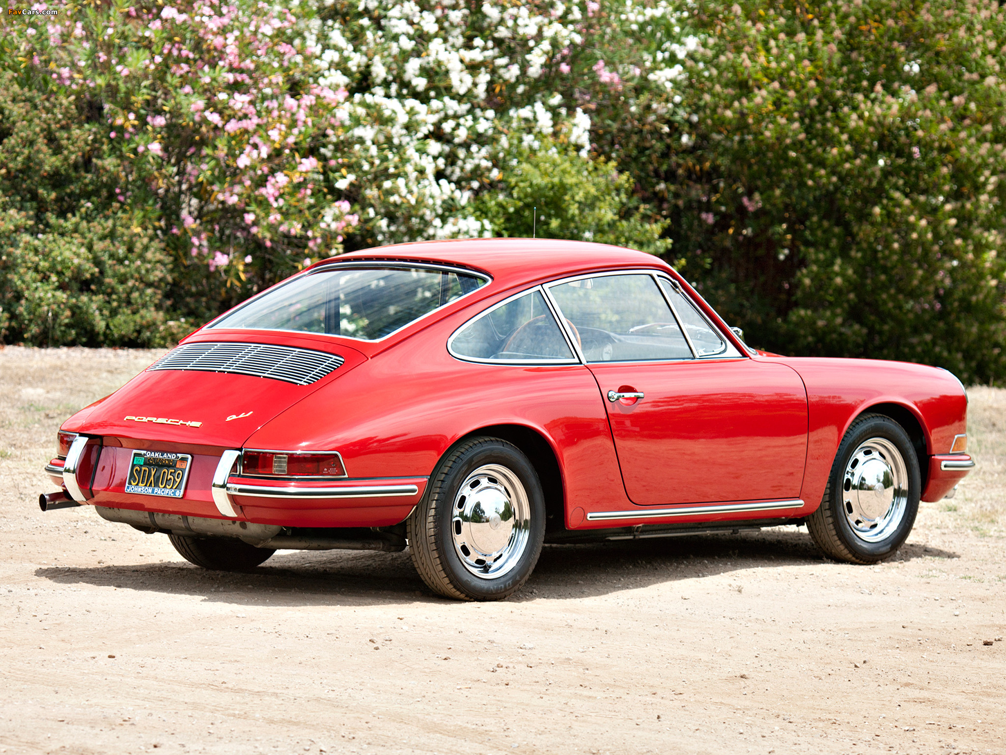 Porsche 911 2.0 Coupe US-spec (901) 1965–67 wallpapers (2048 x 1536)