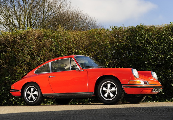 Porsche 911 E 2.0 Coupe UK-spec (911) 1968–69 wallpapers