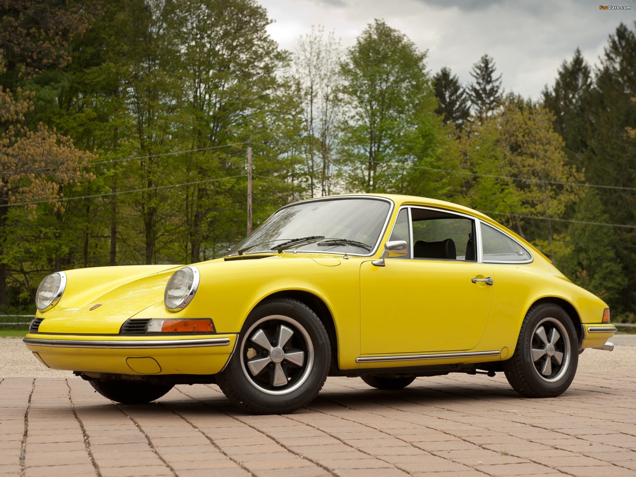 Porsche 911 T 2.4 Coupe (911) 1972–73 wallpapers (2048 x 1536)