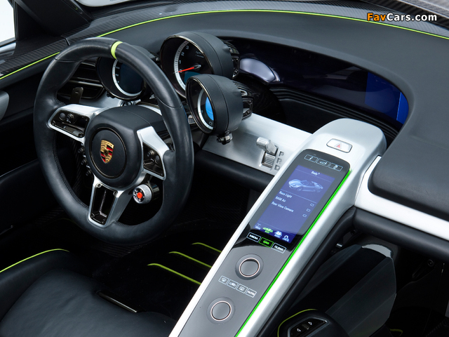 Porsche 918 Spyder Concept 2010 pictures (640 x 480)