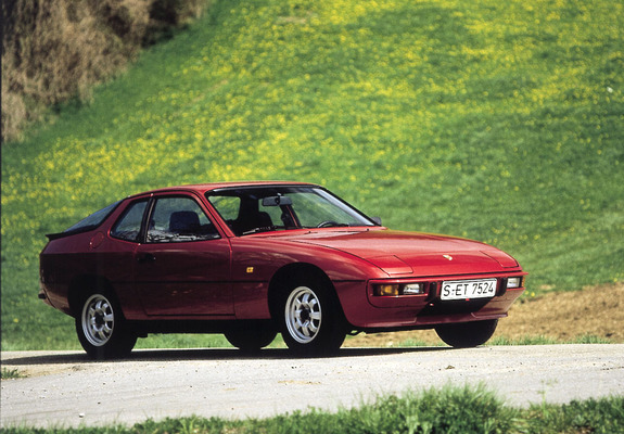 Porsche 924 Coupe 1976–85 images