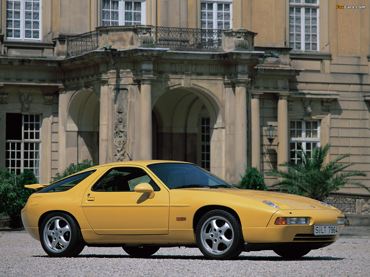 Porsche 928 GTS 1991–95 photos (1280 x 960)