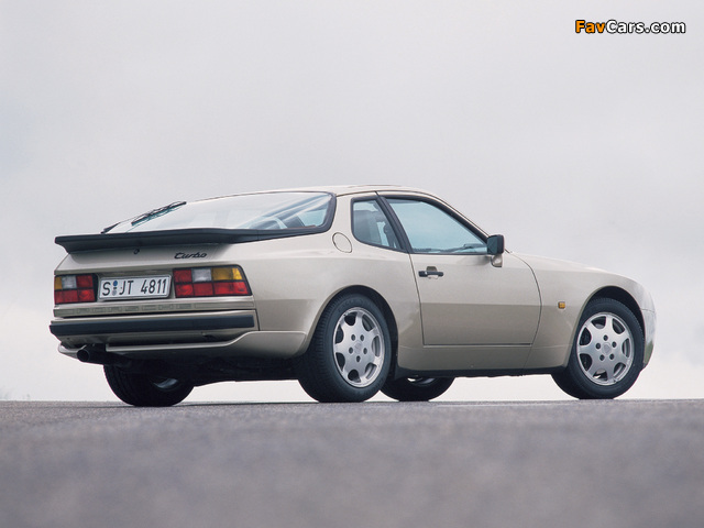 Photos of Porsche 944 Turbo Coupe 1985–91 (640 x 480)