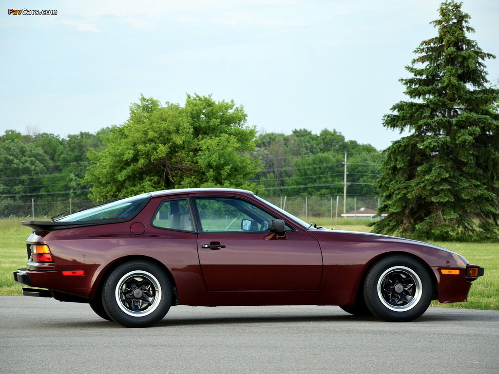 Porsche 944 Coupe US-spec 1982–89 pictures (1024 x 768)