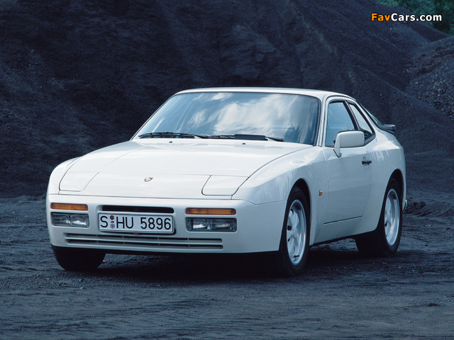 Porsche 944 Turbo Coupe 1985–91 wallpapers (640 x 480)