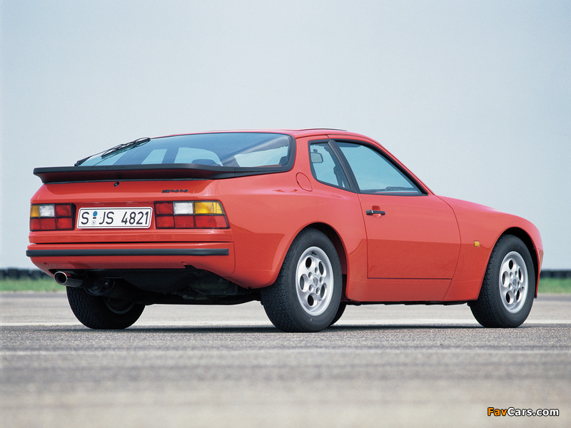 Porsche 944 Coupe 1982–89 wallpapers (800 x 600)