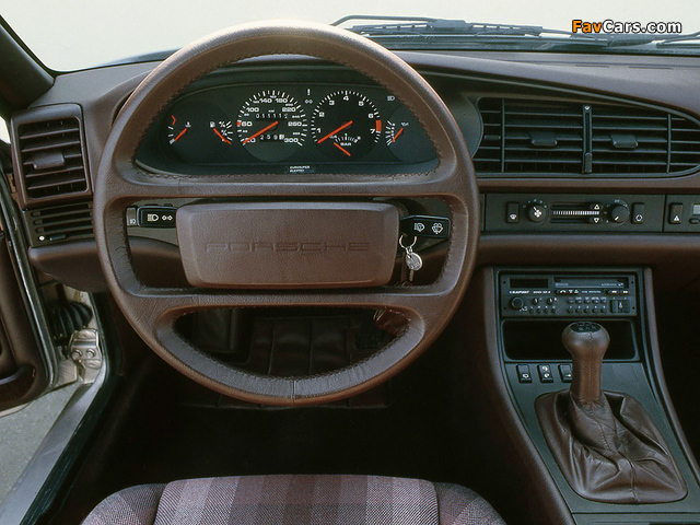 Porsche 944 Turbo S Coupe (951) 1988 wallpapers (640 x 480)