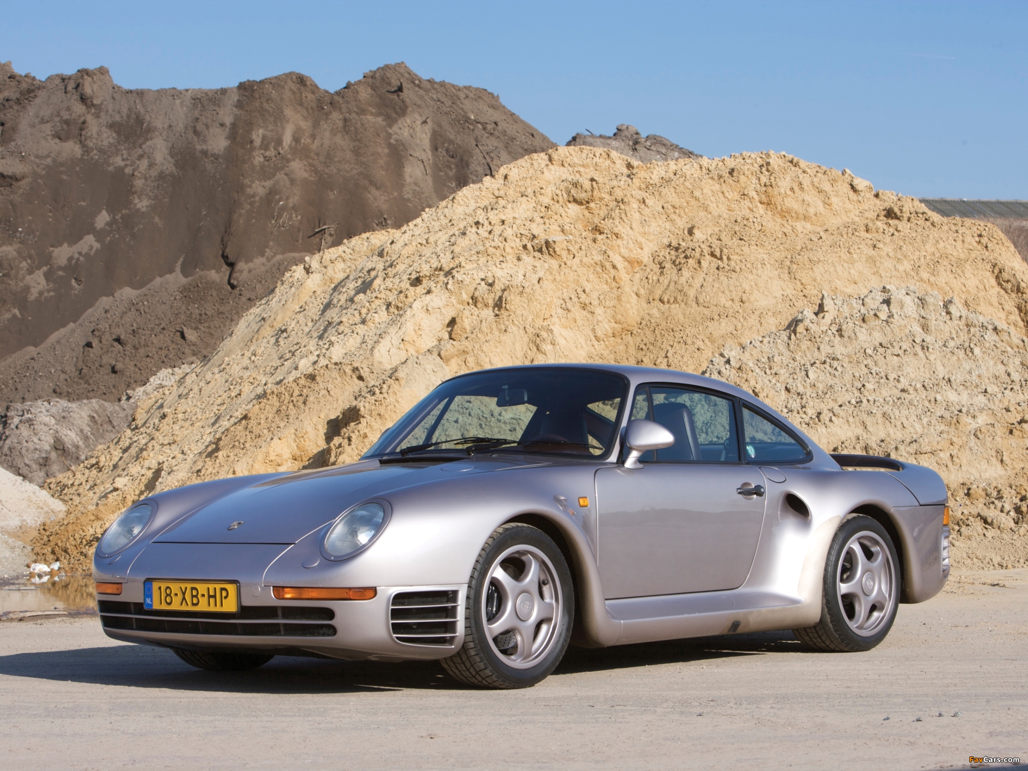 Photos of Porsche 959 1987–88 (2048 x 1536)