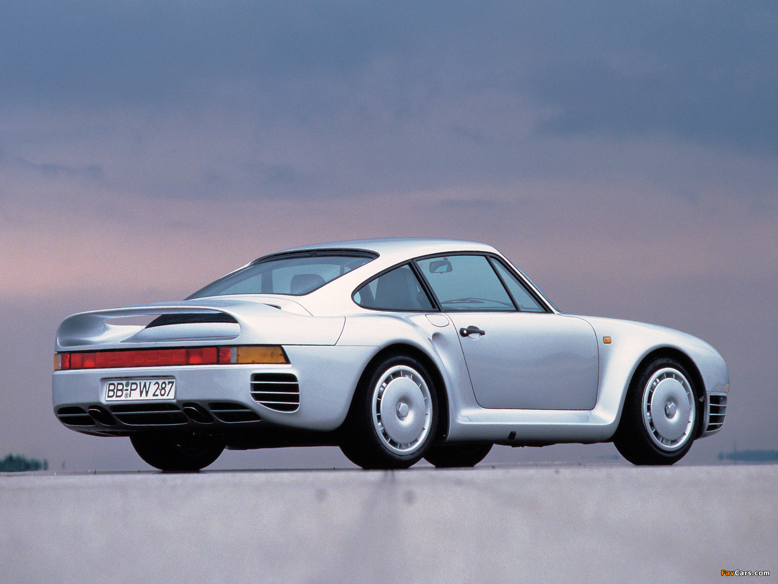 Pictures of Porsche 959 1987–88 (1600 x 1200)