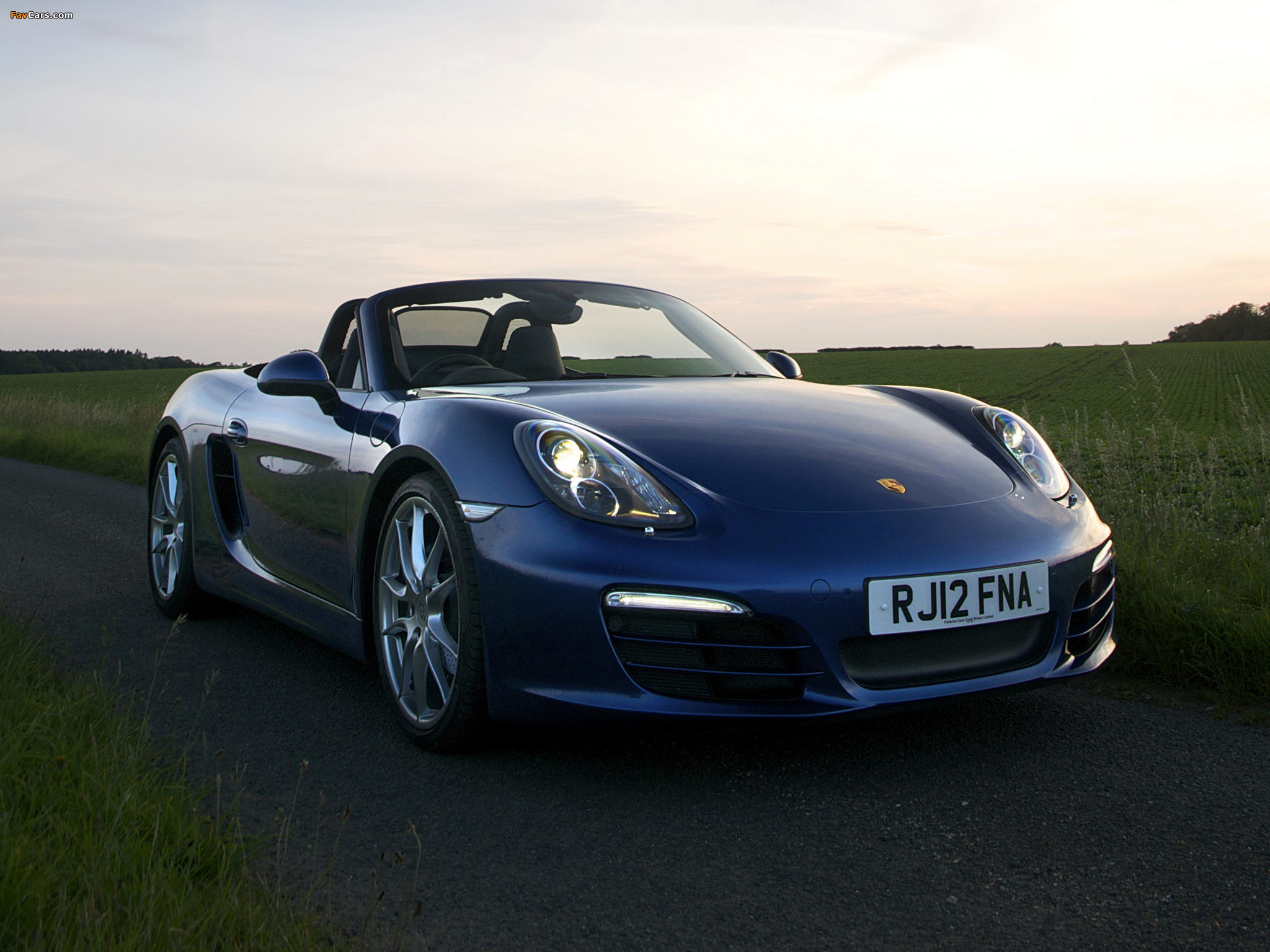 Porsche Boxster UK-spec (981) 2012 wallpapers (2048 x 1536)