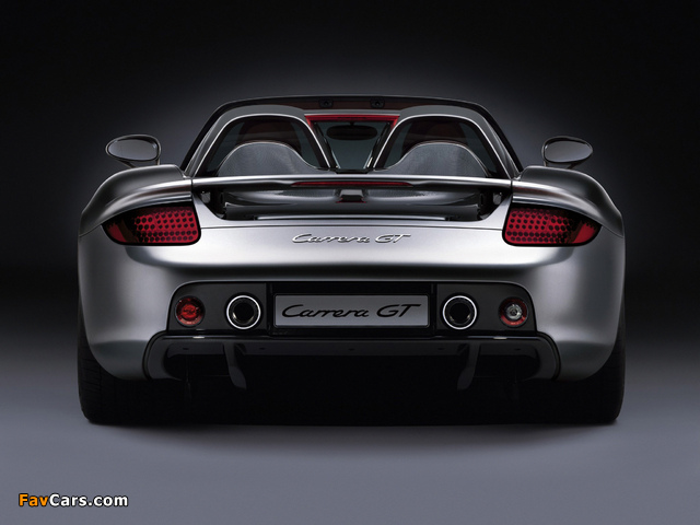 Pictures of Porsche Carrera GT (980) 2003–06 (640 x 480)