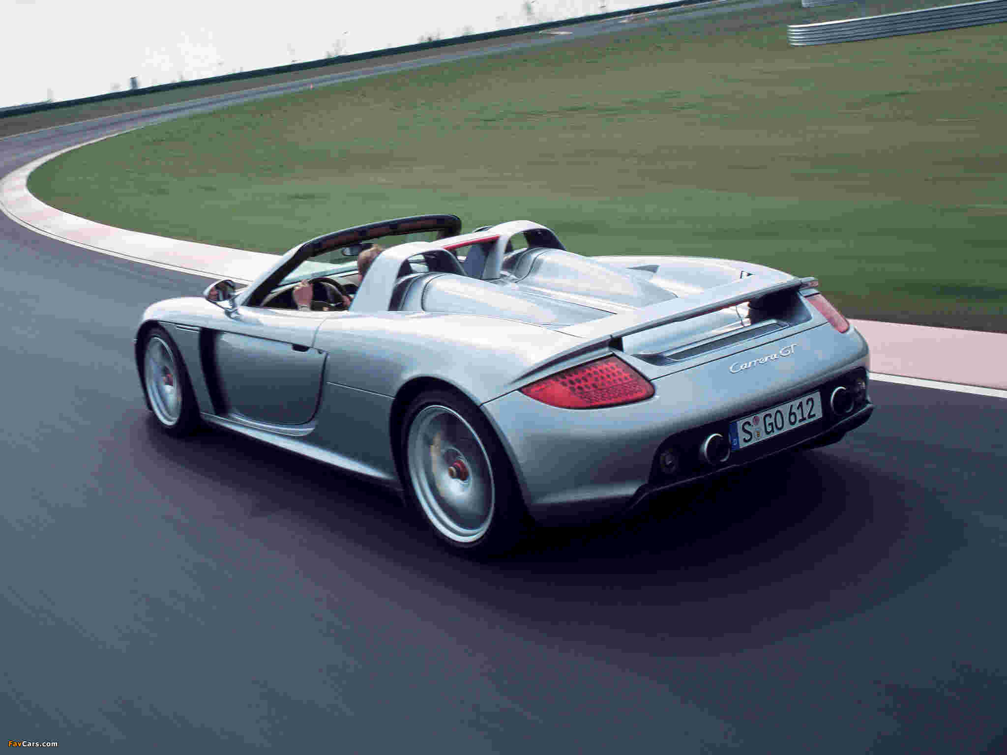 Porsche Carrera GT (980) 2003–06 wallpapers (2048 x 1536)