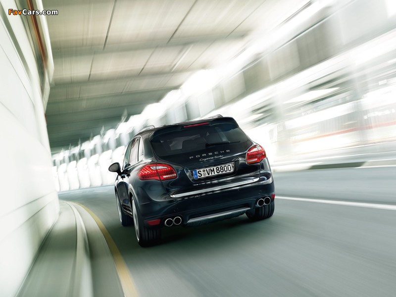 Images of Porsche Cayenne Turbo (958) 2010 (800 x 600)