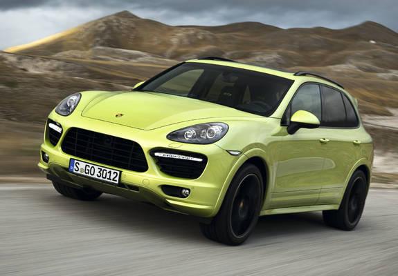 Images of Porsche Cayenne GTS (958) 2012