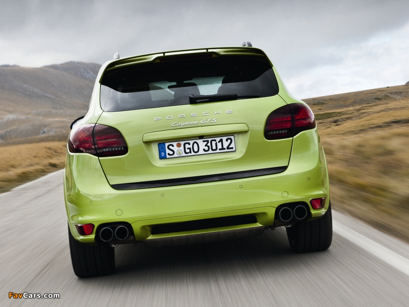 Images of Porsche Cayenne GTS (958) 2012 (800 x 600)