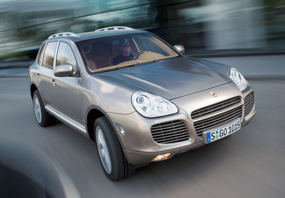 Pictures of Porsche Cayenne Turbo S (955) 2006–07