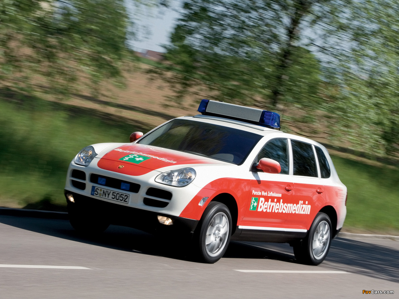 Pictures of Porsche Cayenne Ambulance (955) 2007–10 (1280 x 960)