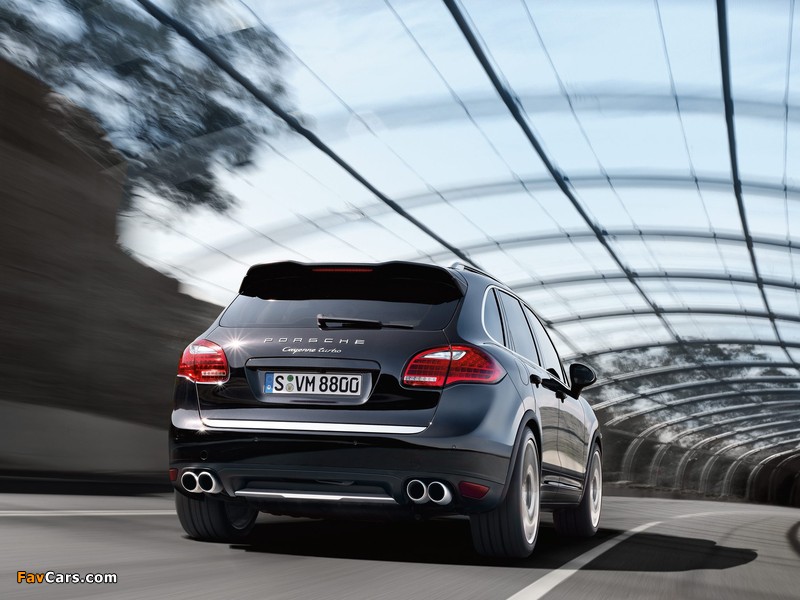 Pictures of Porsche Cayenne Turbo (958) 2010 (800 x 600)
