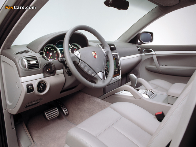 Porsche Cayenne Turbo (957) 2007–10 photos (640 x 480)