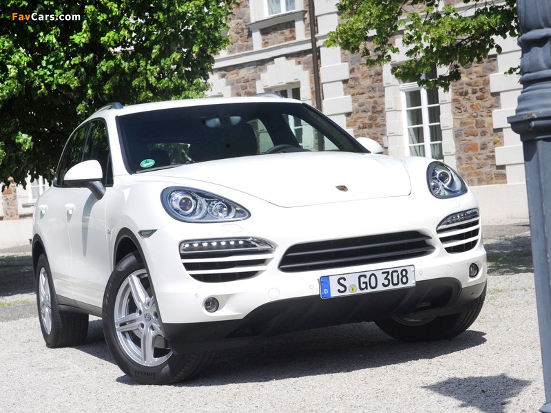 Porsche Cayenne Diesel (958) 2010 images (800 x 600)