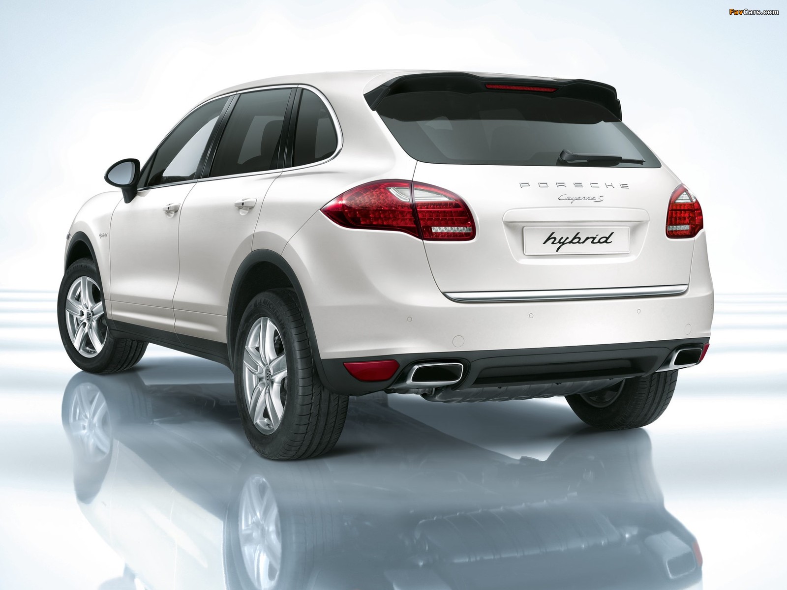 Porsche Cayenne S Hybrid (958) 2010 pictures (1600 x 1200)