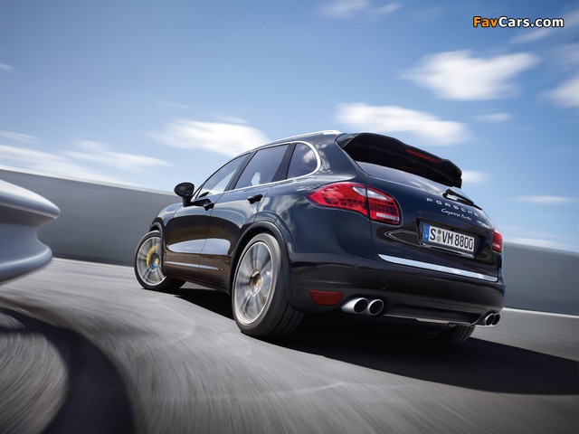 Porsche Cayenne Turbo (958) 2010 pictures (640 x 480)