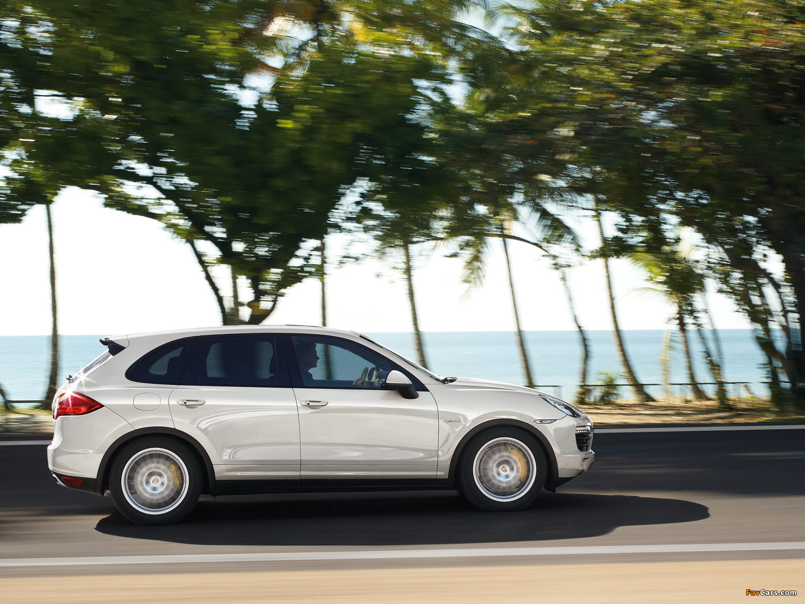 Porsche Cayenne S Hybrid (958) 2010 wallpapers (1600 x 1200)