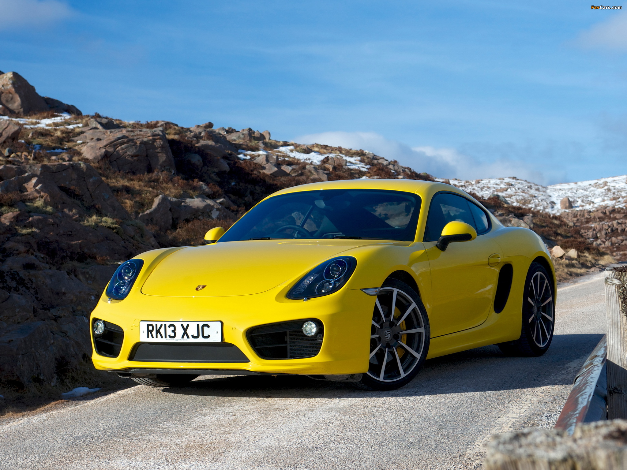 Images of Porsche Cayman S UK-spec (981C) 2013 (2048 x 1536)