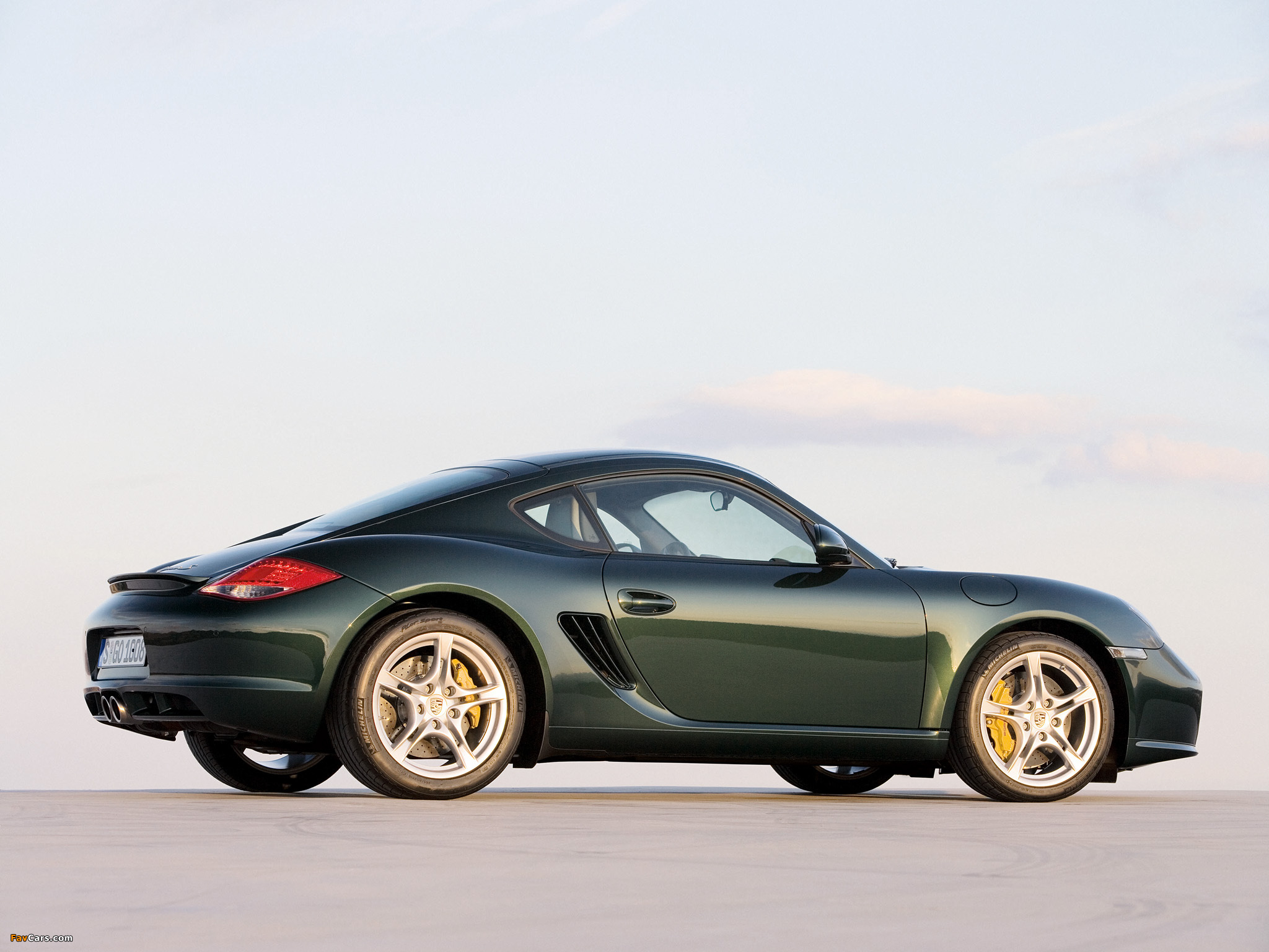 Porsche Cayman S (987C) 2009 wallpapers (2048 x 1536)