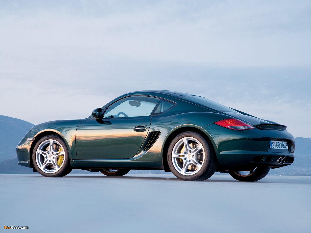 Porsche Cayman S (987C) 2009 wallpapers (1280 x 960)