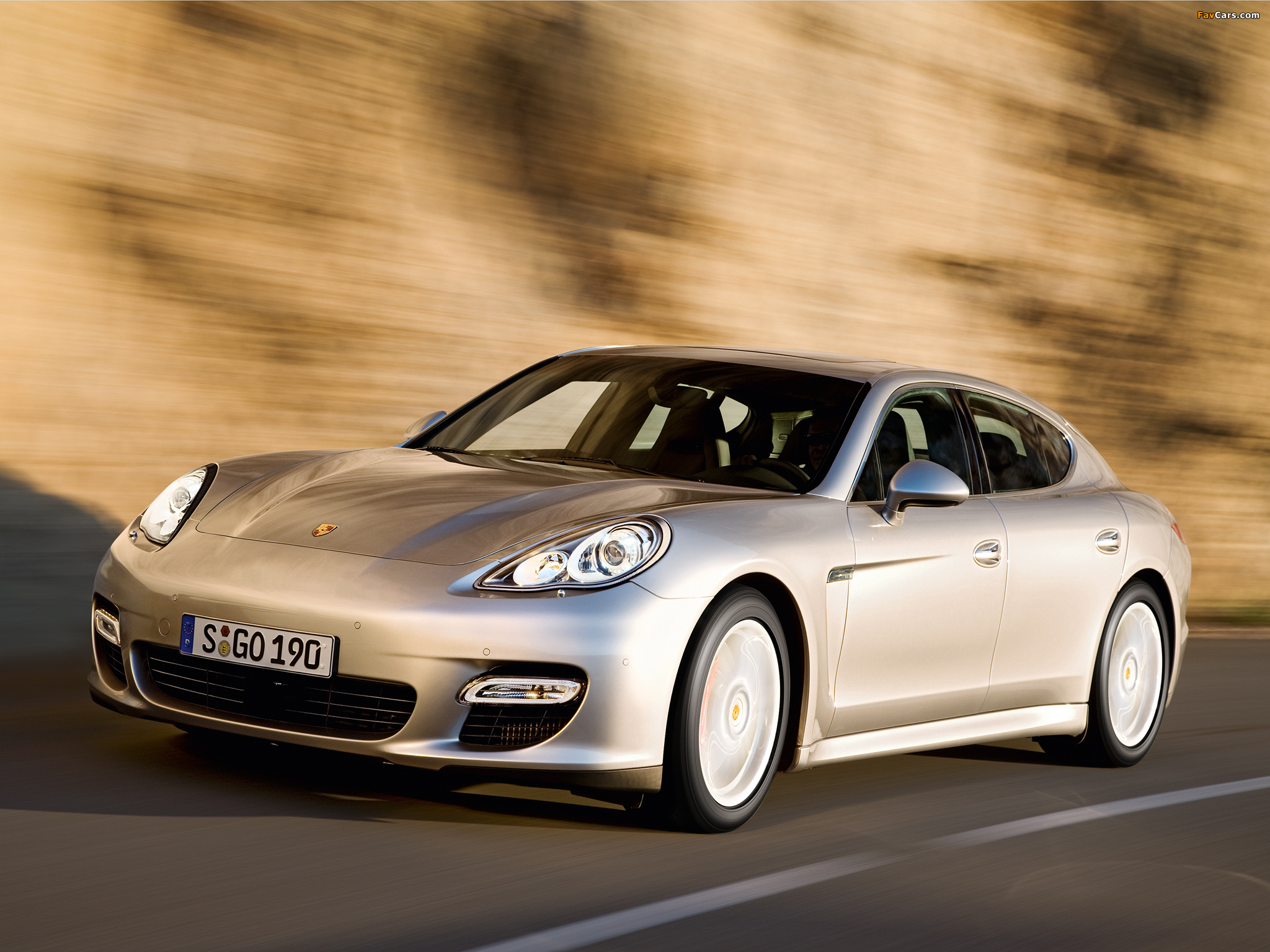 Images of Porsche Panamera Turbo (970) 2009 (2048 x 1536)