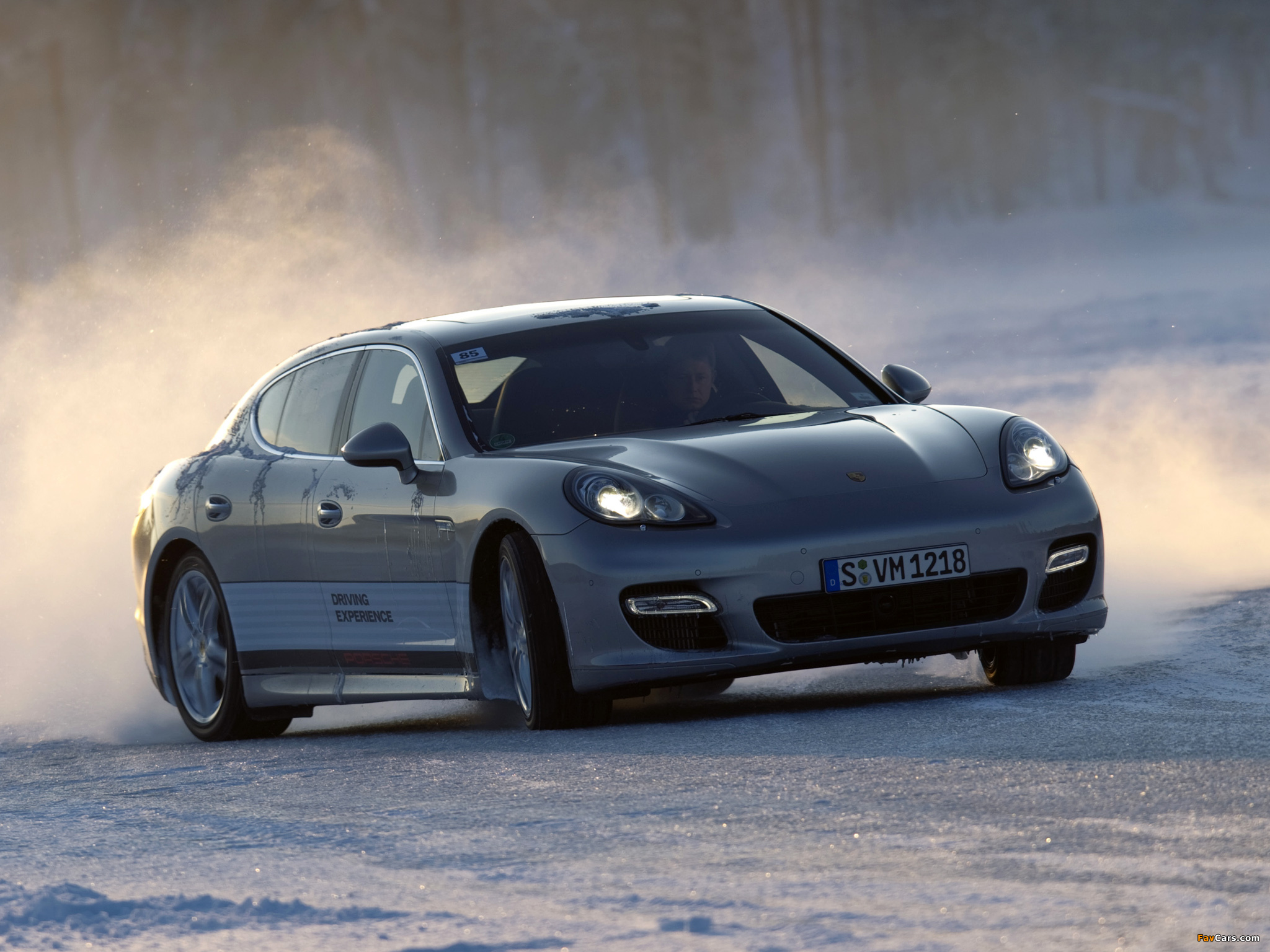 Images of Porsche Panamera 4S (970) 2009–13 (2048 x 1536)
