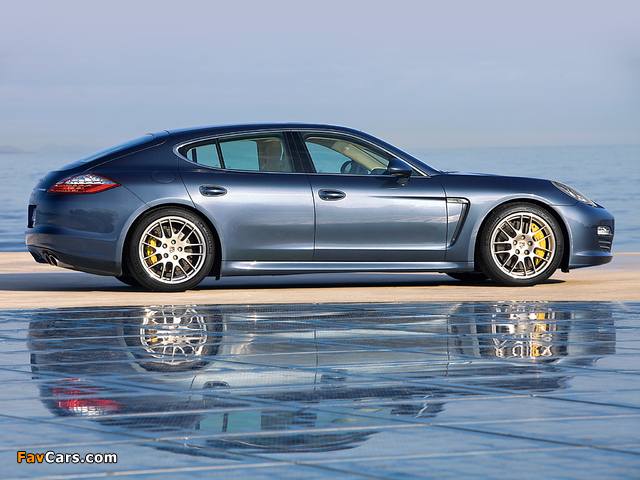 Images of Porsche Panamera 4S (970) 2009–13 (640 x 480)